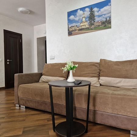 Apartment On Belvedere Ivano-Frankivsk Exterior photo