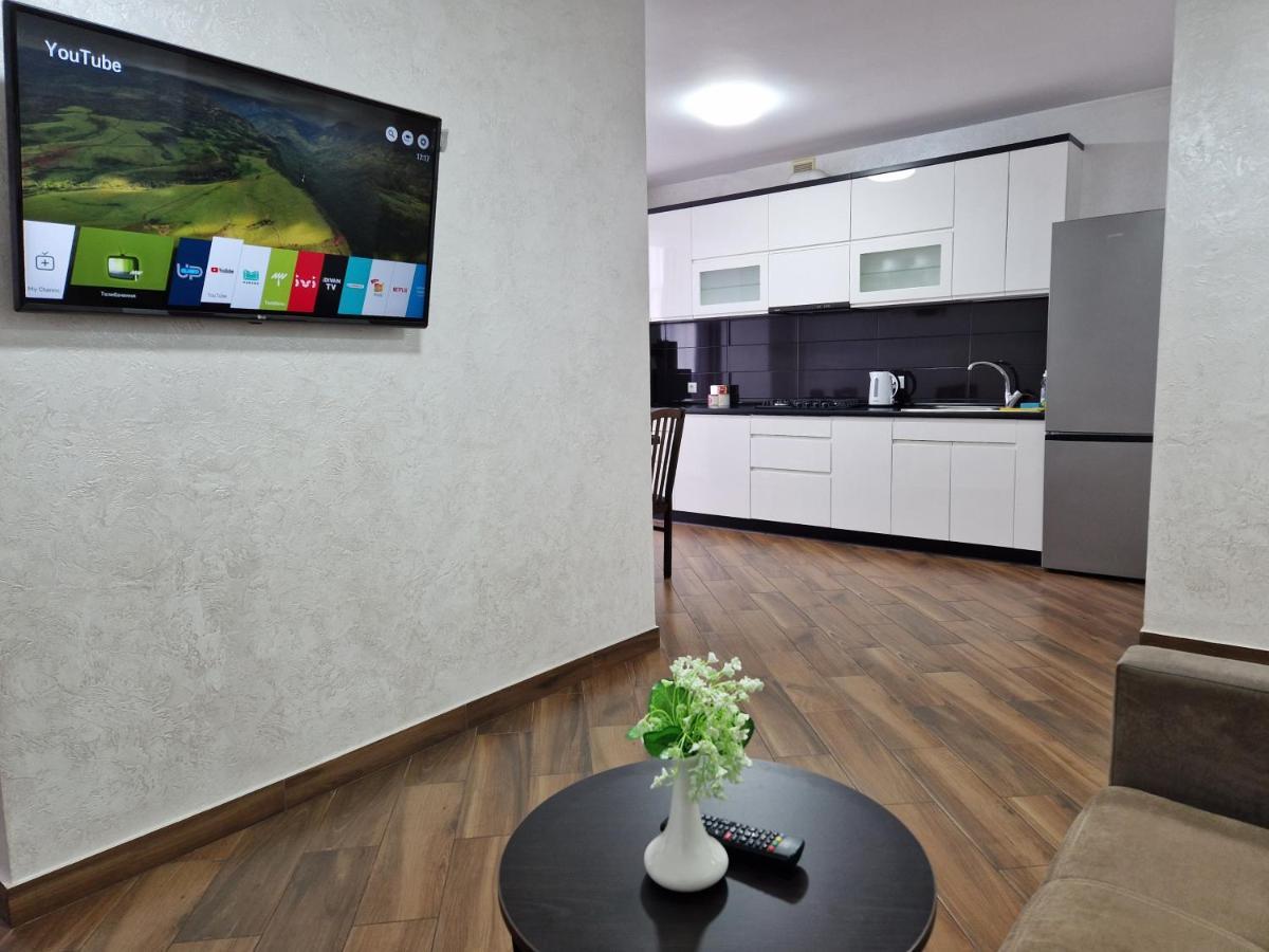Apartment On Belvedere Ivano-Frankivsk Exterior photo